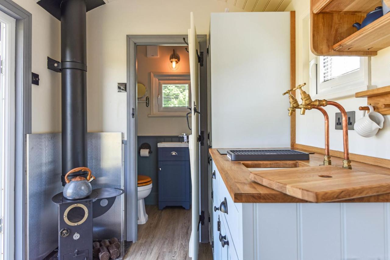Villa Crabden Shepherd Hut - Blendworth Waterlooville Exterior foto