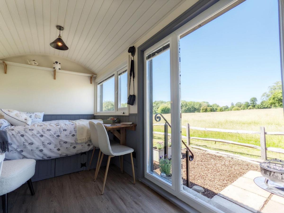 Villa Crabden Shepherd Hut - Blendworth Waterlooville Exterior foto